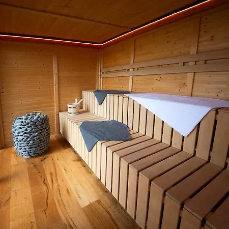 아파트 Teak - Wellness-ferienwohnung Im Buchenwald *